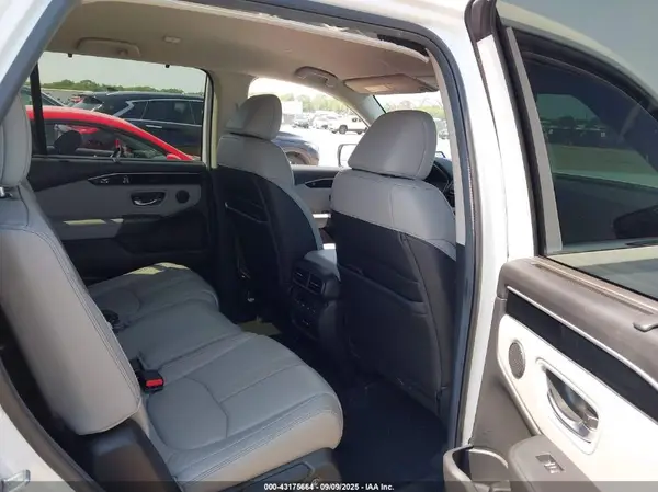 5FNYG2H49RB014950 2024 HONDA PILOT - Image 8