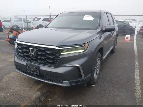 5FNYG2H49SB000083 2025 HONDA PILOT - Image 2