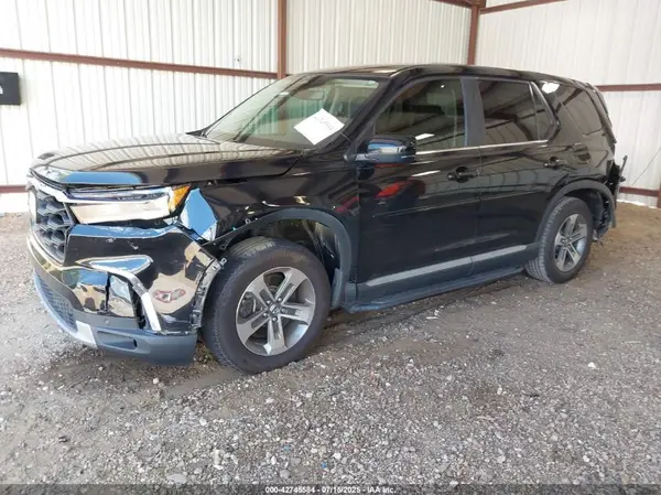 5FNYG2H51PB000434 2023 HONDA PILOT - Image 2