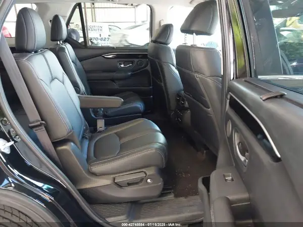 5FNYG2H51PB000434 2023 HONDA PILOT - Image 8