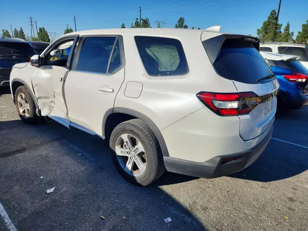 5FNYG2H51RB007158 2024 HONDA PILOT - Image 2