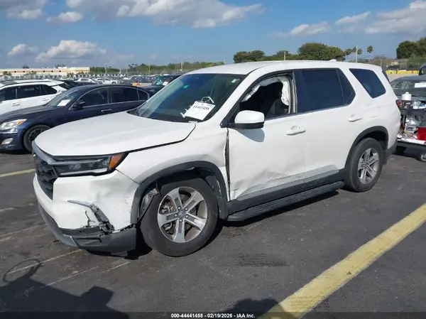 5FNYG2H54RB004139 2024 HONDA PILOT - Image 2