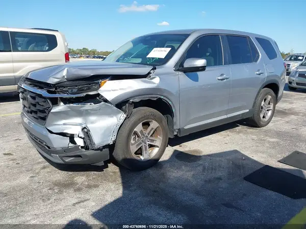 5FNYG2H54RB014055 2024 HONDA PILOT - Image 2