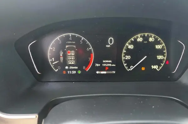 5FNYG2H58PB013889 2023 HONDA PILOT - Image 8