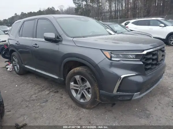 5FNYG2H5XPB003655 2023 HONDA PILOT - Image 1