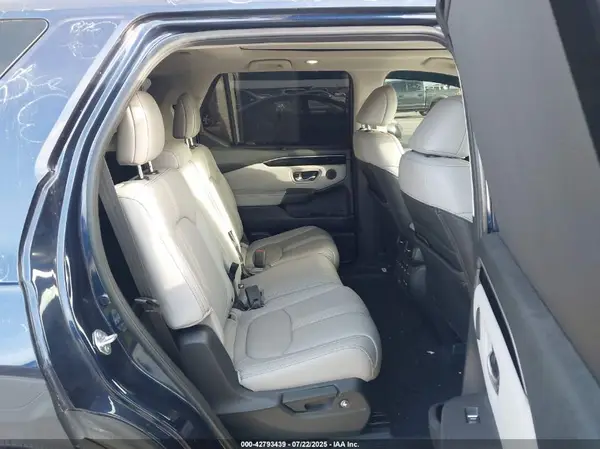5FNYG2H71PB005652 2023 HONDA PILOT - Image 8