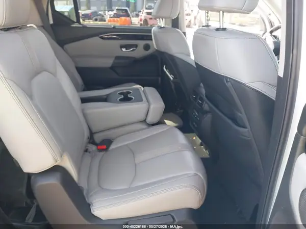5FNYG2H71PB013735 2023 HONDA PILOT - Image 8