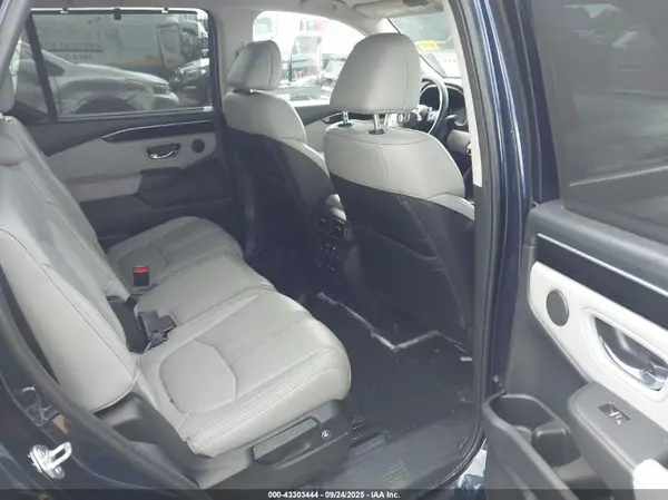 5FNYG2H72PB002503 2023 HONDA PILOT - Image 8