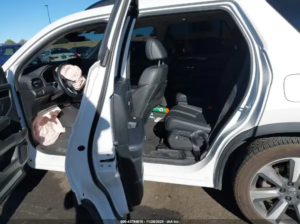 5FNYG2H73PB002221 2023 HONDA PILOT - Image 8