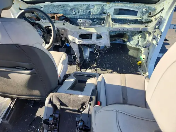 5FNYG2H73PB008598 2023 HONDA PILOT - Image 8