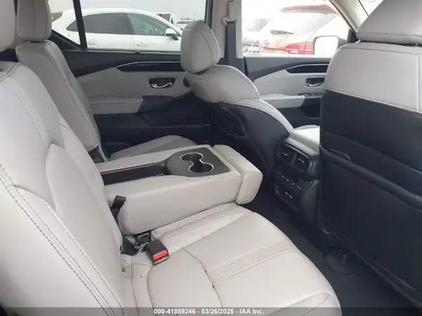 5FNYG2H75PB014662 2023 HONDA PILOT - Image 8
