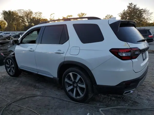 5FNYG2H76RB012681 2024 HONDA PILOT - Image 2