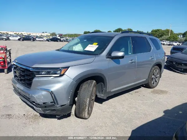 5FNYG2H76SB000746 2025 HONDA PILOT - Image 2