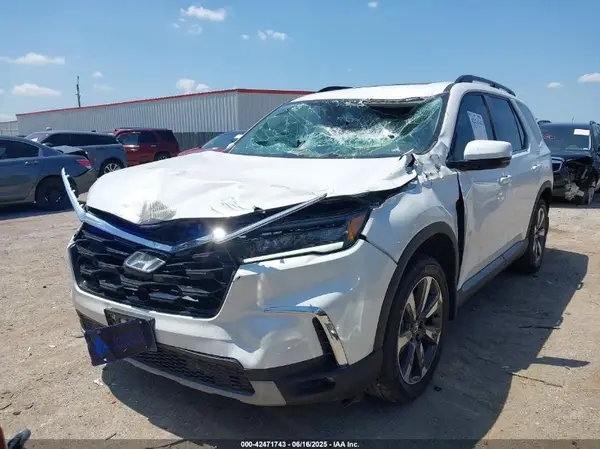 5FNYG2H76SB030457 2025 HONDA PILOT - Image 2
