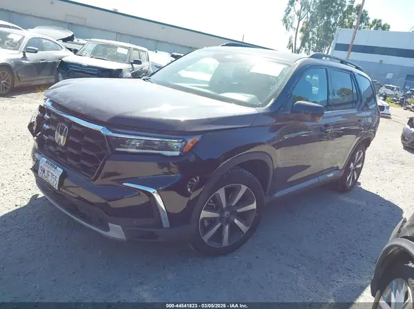 5FNYG2H77SB004529 2025 HONDA PILOT - Image 2