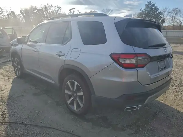 5FNYG2H78RB003769 2024 HONDA PILOT - Image 2