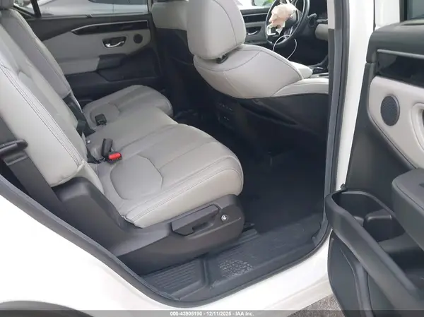 5FNYG2H78SB003888 2025 HONDA PILOT - Image 8