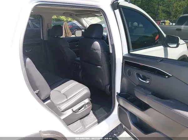 5FNYG2H78SB030945 2025 HONDA PILOT - Image 8