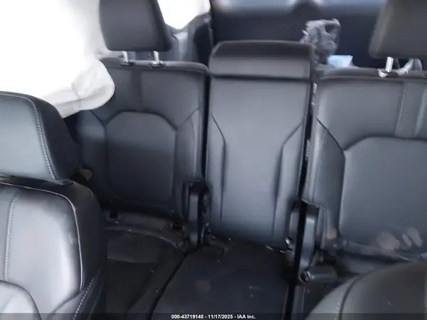 5FNYG2H79RB000153 2024 HONDA PILOT - Image 8