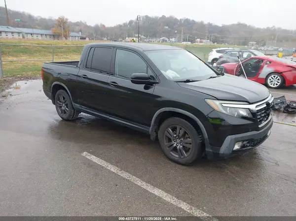 5FPYK2F10JB000695 2018 HONDA RIDGELINE - Image 1
