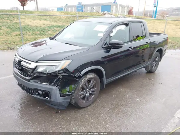 5FPYK2F10JB000695 2018 HONDA RIDGELINE - Image 2