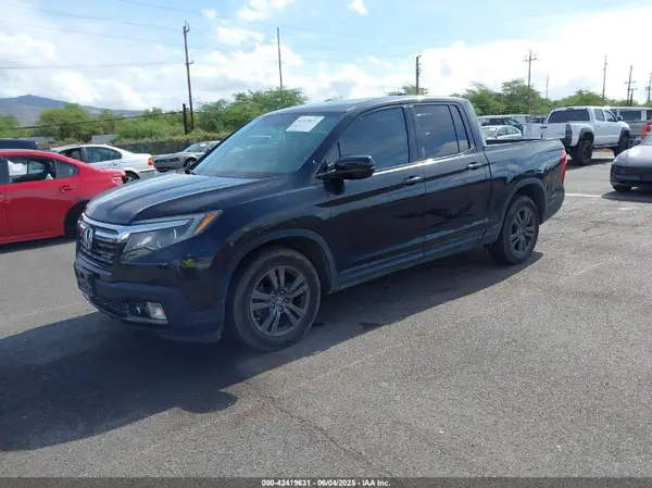 5FPYK2F11HB006113 2017 HONDA RIDGELINE - Image 2
