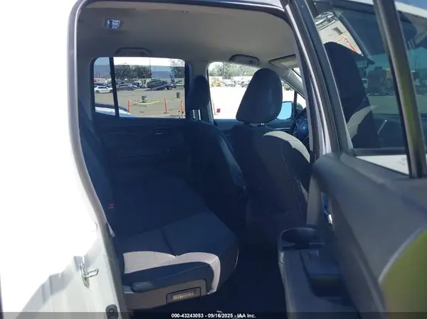 5FPYK2F11JB000253 2018 HONDA RIDGELINE - Image 8