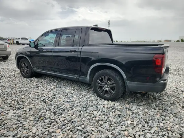 5FPYK2F12HB006993 2017 HONDA RIDGELINE - Image 2