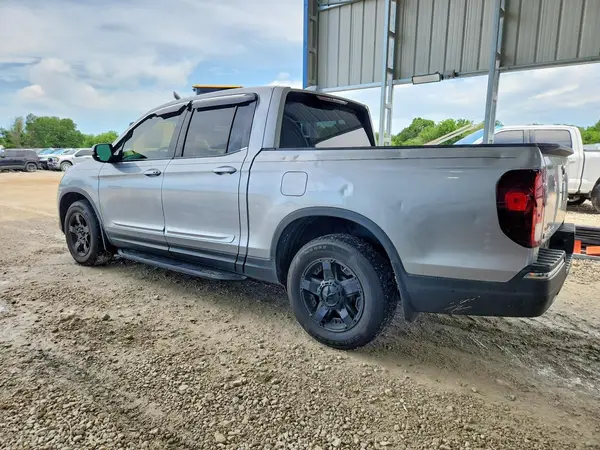 5FPYK2F13KB007982 2019 HONDA RIDGELINE - Image 2