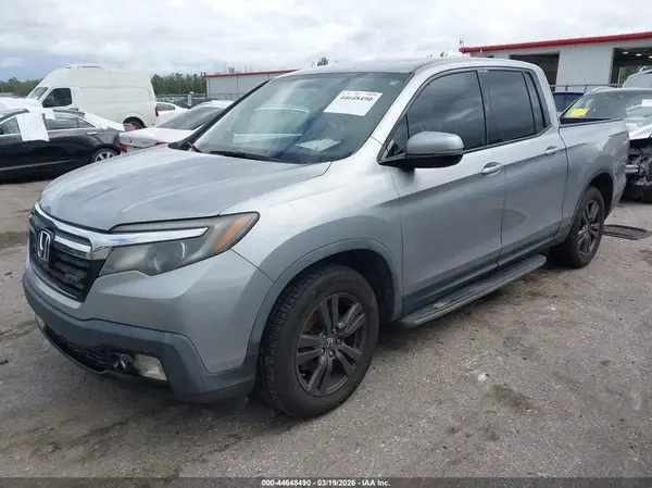 5FPYK2F16KB007569 2019 HONDA RIDGELINE - Image 2