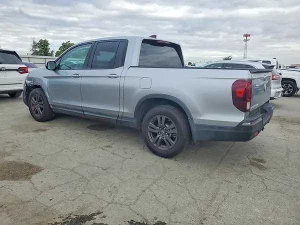 5FPYK2F17LB000986 2020 HONDA RIDGELINE - Image 2