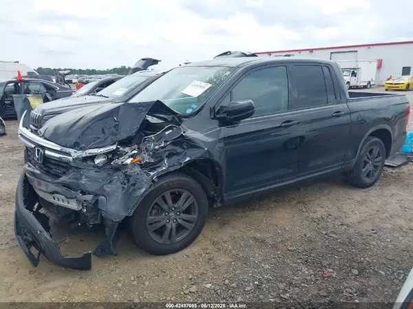 5FPYK2F18HB001572 2017 HONDA RIDGELINE - Image 2