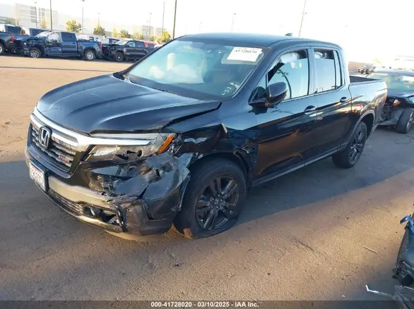 5FPYK2F19HB002939 2017 HONDA RIDGELINE - Image 2