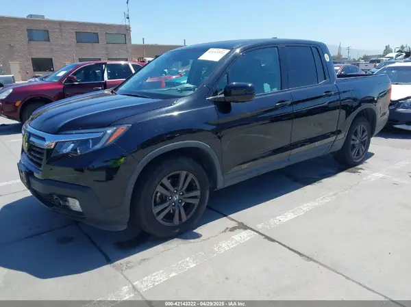 5FPYK2F19LB000049 2020 HONDA RIDGELINE - Image 2