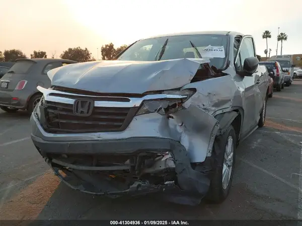 5FPYK2F23JB000067 2018 HONDA RIDGELINE - Image 2