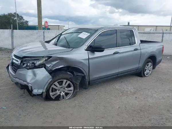 5FPYK2F23KB006226 2019 HONDA RIDGELINE - Image 2