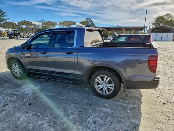 5FPYK2F23KB006484 2019 HONDA RIDGELINE - Image 2