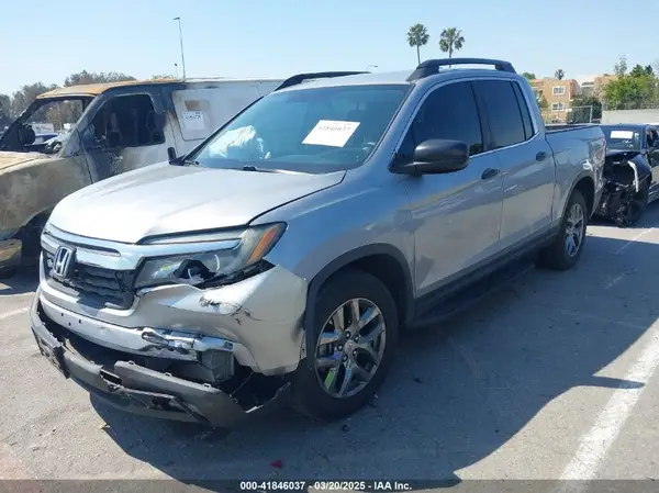 5FPYK2F24KB002203 2019 HONDA RIDGELINE - Image 2