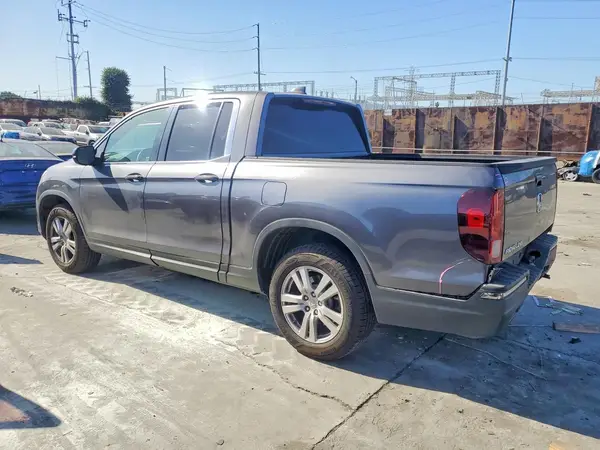5FPYK2F28HB008353 2017 HONDA RIDGELINE - Image 2