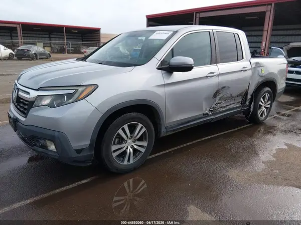 5FPYK2F41HB011676 2017 HONDA RIDGELINE - Image 2