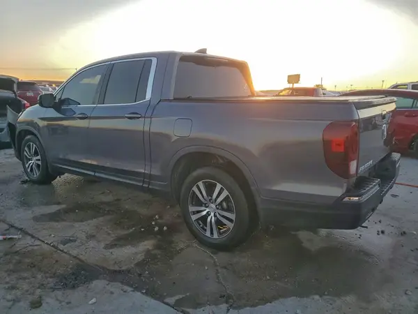 5FPYK2F46HB007476 2017 HONDA RIDGELINE - Image 2