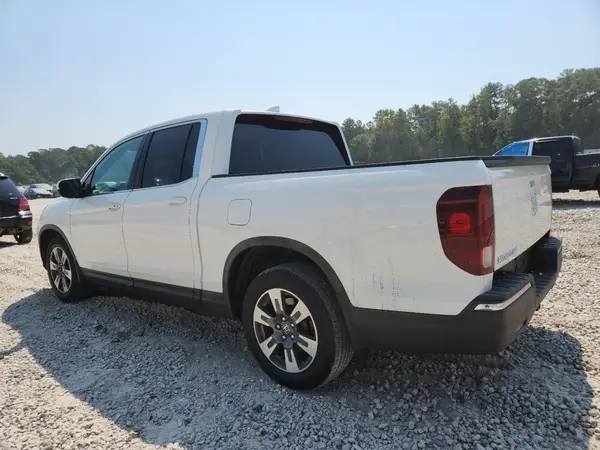 5FPYK2F50HB010849 2017 HONDA RIDGELINE - Image 2