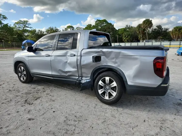 5FPYK2F50JB001798 2018 HONDA RIDGELINE - Image 2
