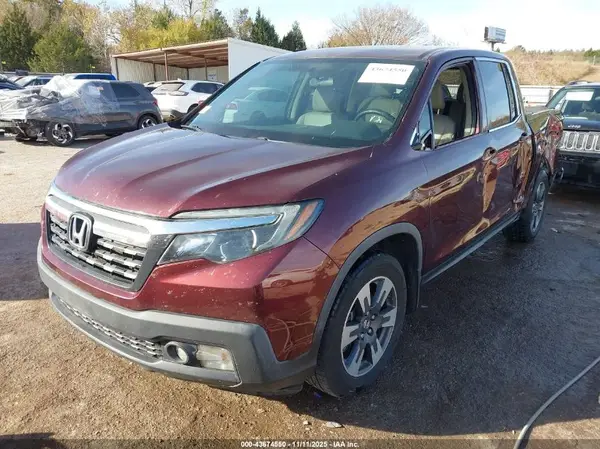 5FPYK2F51HB007829 2017 HONDA RIDGELINE - Image 2