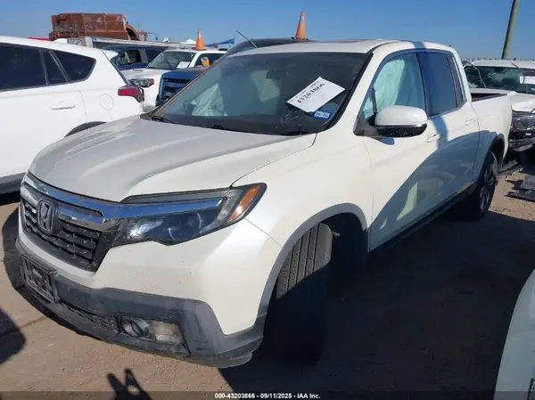 5FPYK2F52KB004431 2019 HONDA RIDGELINE - Image 2