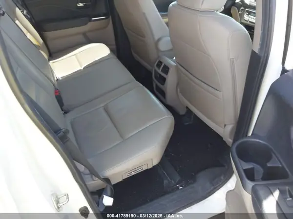 5FPYK2F52KB004624 2019 HONDA RIDGELINE - Image 8