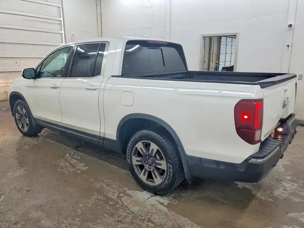 5FPYK2F53KB001327 2019 HONDA RIDGELINE - Image 2