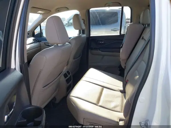 5FPYK2F54HB002043 2017 HONDA RIDGELINE - Image 8