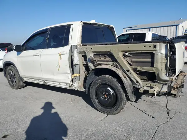 5FPYK2F56KB001323 2019 HONDA RIDGELINE - Image 2