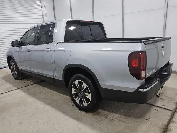 5FPYK2F56KB003587 2019 HONDA RIDGELINE - Image 2